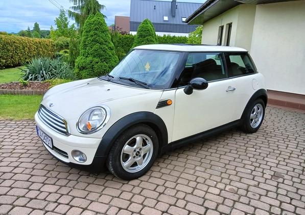 MINI ONE cena 21500 przebieg: 145500, rok produkcji 2010 z Izbica Kujawska małe 232